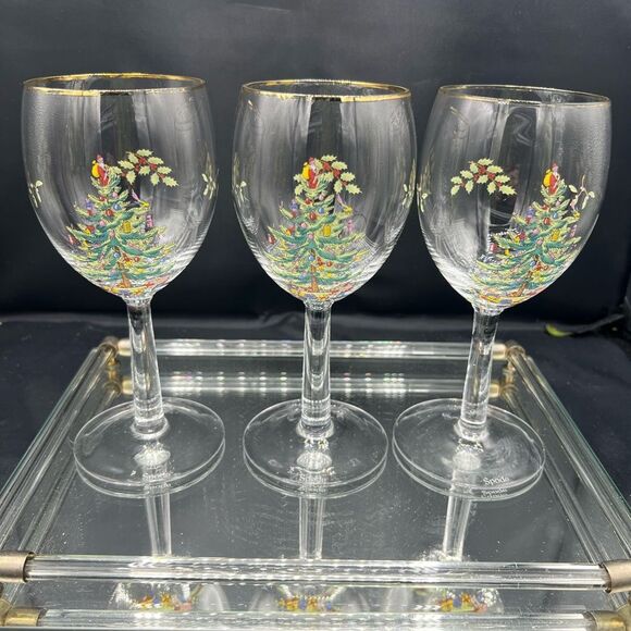 SPODE Festive Christmas Tree Wine Glasses with Gold Rim - Picture 1 of 5